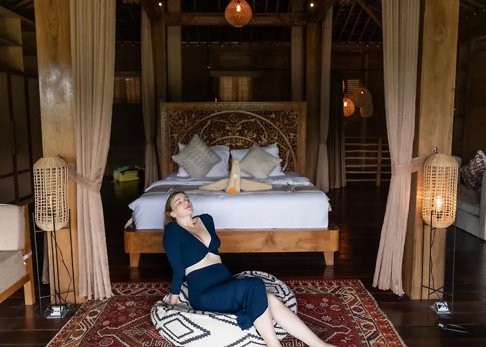 Ubud Riverside Villa