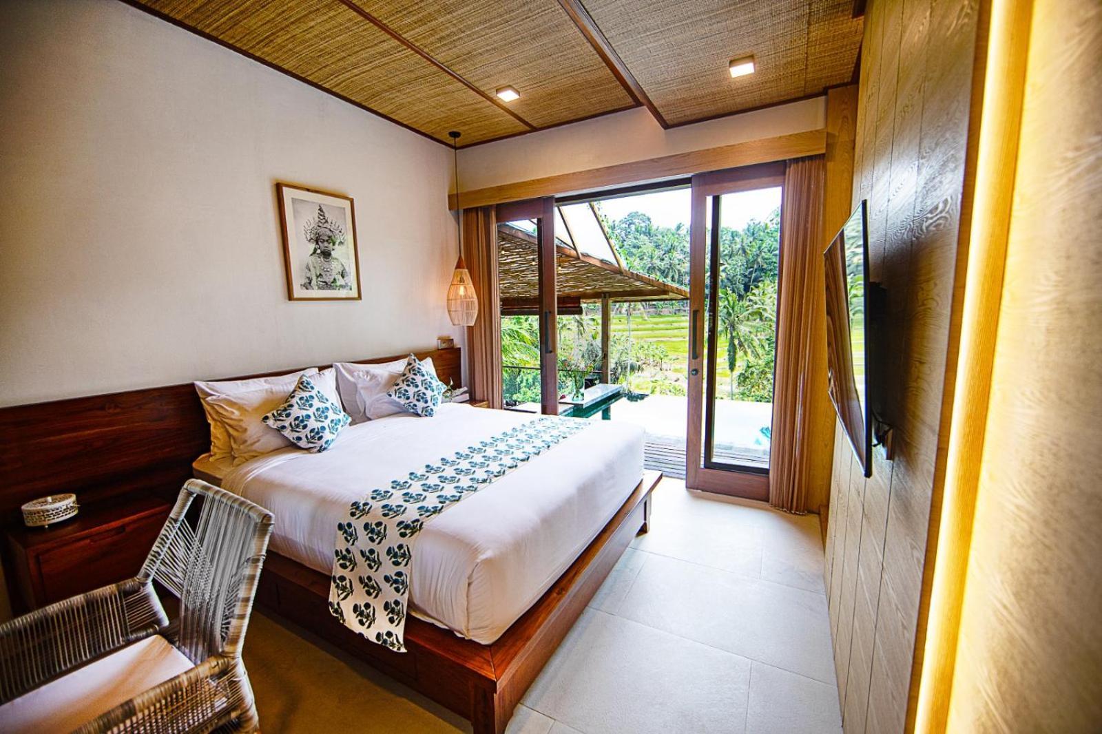 Riverside Villa