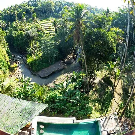 Ubud Riverside Villa Exterior photo